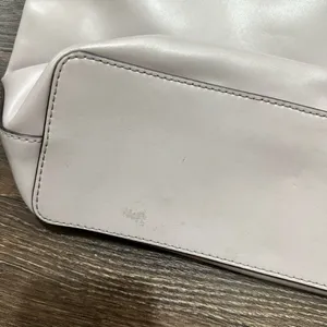 Kate Spade Women’s Grey Tote Bag Logo thumbnail 4