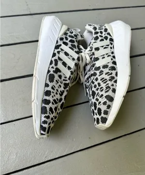 Adidas Women's Swift Run 22 "Dalmatian / Leopard" Running Shoes|Black white~7.5 thumbnail 3