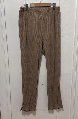 Comfy Pants Size L thumbnail 1