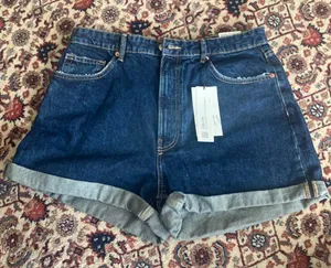ZARA NWT High Waisted Mom Denim Shorts thumbnail 1