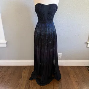 Silence + Noise Strapless Pleated Maxi Dress Size 8 NWT‎ thumbnail 2