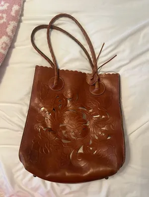 Patricia Nash barely used hand bag thumbnail 1