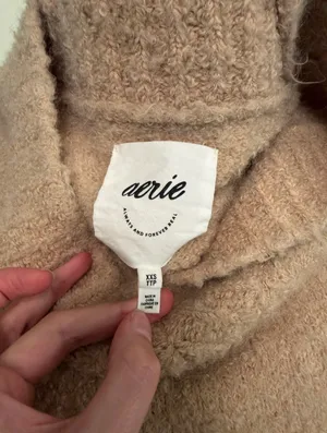 Aerie beige v-neck oversized knit fuzzy sweater thumbnail 6