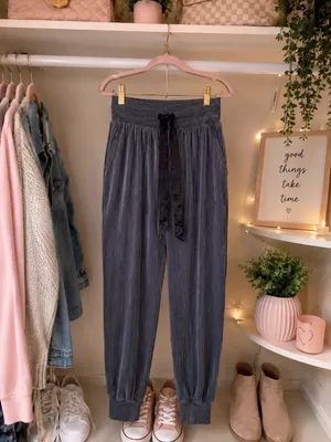 Victoria’s Secret joggers thumbnail 2