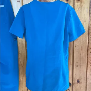 FIGS Blue Scrub Set with Zamora pants and caterinia scrub top XS/SM thumbnail 11