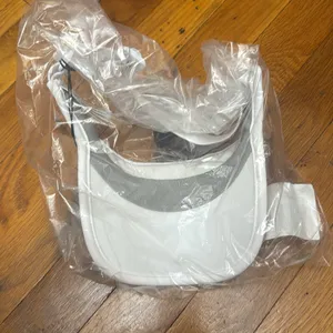 ALO Yoga White Bucket Hat with Black Logo thumbnail 3