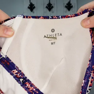 Athleta Aqualuxe Molded Tankini Top Purple Floral Swim Women’s MT thumbnail 3