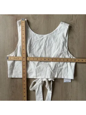 Showpo NWT White Loxley Top Tie Back Cropped Tank Size 10 thumbnail 6