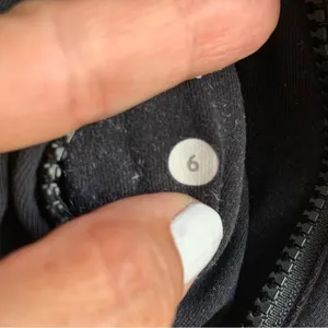 Lululemon Jacket thumbnail 9