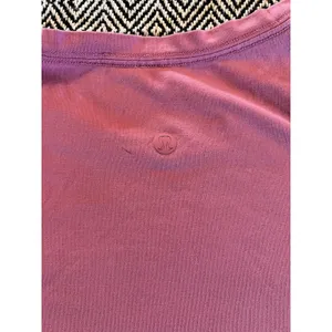 Lululemon Love Crew Size (see Pics) Cherry tint Pima Cotton Crew Authentic thumbnail 6