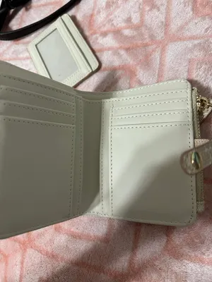 Wallet thumbnail 4
