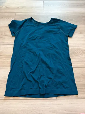 Athleta Momentum Seamless Tee - Coastal Teal thumbnail 3