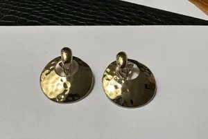 Pretty Clip-on Clip On Earrings Gold Tone Door Knocker Style thumbnail 2