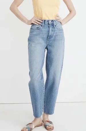 Madewell Baggy Tapered Jeans in Markwood Wash thumbnail 1