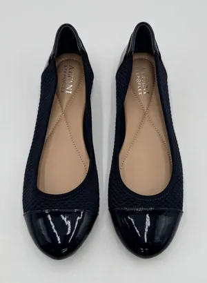 Alfani Step N Flex Women’s Size 6M Navy Blue Patent Cap Toe Ballet Flats thumbnail 1