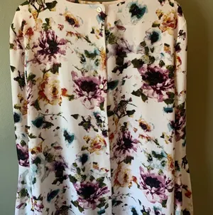 Bell Sleeve Blouse Multiple Size XL thumbnail 2