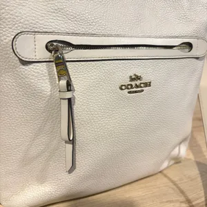 Coach Pebbled‎ Leather Crossbody Bag Chalk White Gold Hardware F29210 thumbnail 12