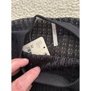 Free People H2O Crew Pullover Open Weave Knit Crop Top Black Size M thumbnail 9