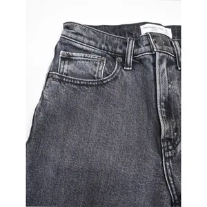 Abercrombie & Fitch Womens 25/0 The Mom High Rise Jean thumbnail 6