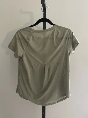 Athleta Olive Green T-Shirt Size Small thumbnail 2