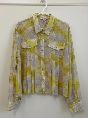 Mystree Yellow Gray Watercolor Pleated Sheer Button-Down Bubble Sleeve Top NWT L thumbnail 1
