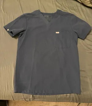FIGS Catarina One-Pocket Scrub Top thumbnail 1