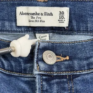 Abercrombie Curve Love 70s Flare Jeans Womens 30 10L Ultra High Rise Long thumbnail 4