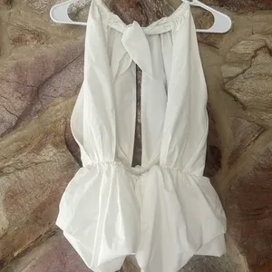 Commense Peplum Keyhole Neck Top size M White Size M thumbnail 4