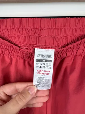 Gymshark Woven Pocket Shorts Sundried Red Women’s Size Medium 4” Inseam Active thumbnail 4