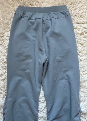 Alo Yoga Women’s Ruched Soft Sculpt Pant thumbnail 7