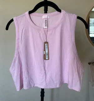 NWT Skims Boyfriend Cropped Tank in Cherry Blossom, Size Small thumbnail 1