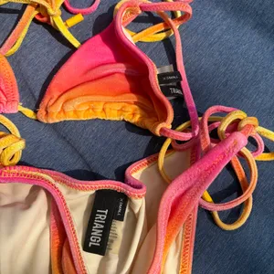 Triangl bikini thumbnail 2