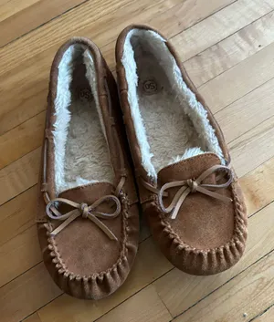 SO Kohls Moccasins thumbnail 1