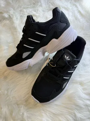 Nike Adidas Women’s Black & White Sneakers thumbnail 3