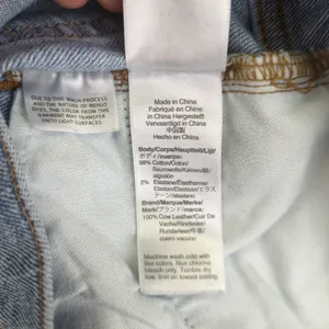 J Crew Slim Boyfriend Jean Women's Size 28‎ Light Wash Distressed Raw Hem Denim thumbnail 5