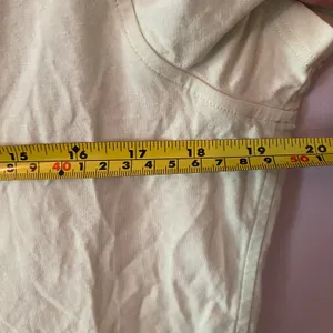 Lululemon Large Mint Green Cropped Short Sleeve Shirt Athleisure Women's size 10 thumbnail 6