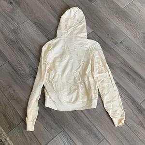 Vitamin A yellow hoodie thumbnail 6