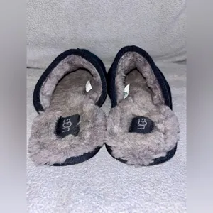 UGG Australia Women's Pearle Embossed Slippers 7 Black Logo Suede Shoes Home thumbnail 6