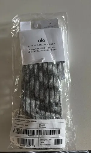 Alo Yoga Scrunch Socks grey thumbnail 1