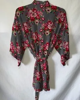 Kimono robe thumbnail 1