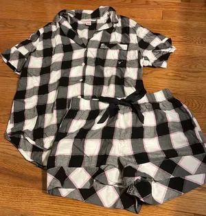Victoria's Secret Plaid PJ Set thumbnail 1