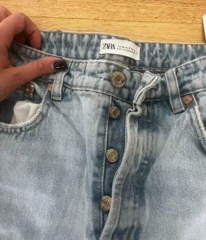 High Wasted Light Jeans thumbnail 3