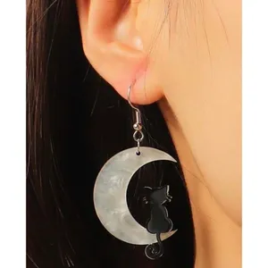 NEW!‎ Moon & Black Cat Pearlized Dangle Drop Earrings Witch Costume Whimsical thumbnail 2