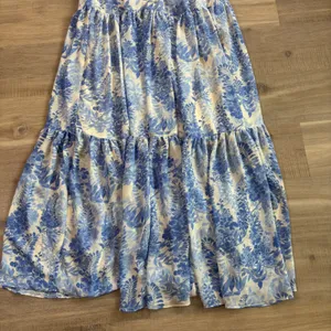 ASTR the Label Fritillaria Maxi Dress Women Size XS Blue Floral thumbnail 5