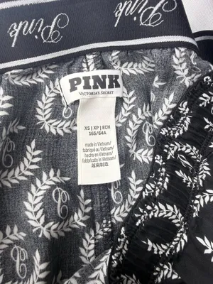 PINK Victoria's Secret Shorts Pajama Medium thumbnail 3