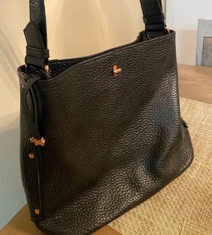 black leather bag thumbnail 1