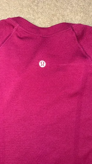 Lululemon Swiftly Tech Short Sleeve Shirt thumbnail 3