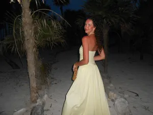 Peppermayo Exclusive - Carmel Maxi Dress - Yellow thumbnail 2