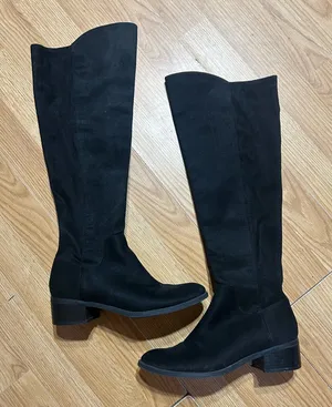 Elegant Black over the Knee-High Women's 8.5 Boots thumbnail 1