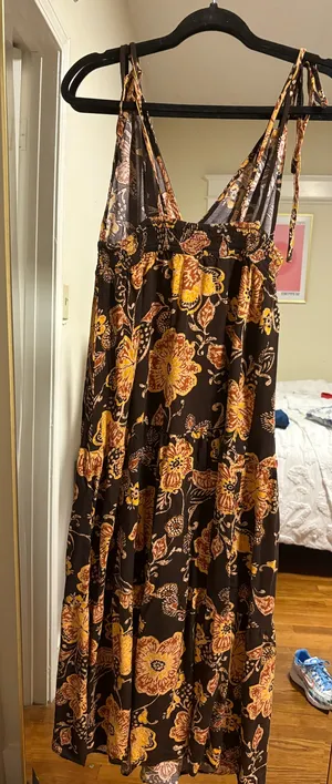 Boutique Dress thumbnail 4